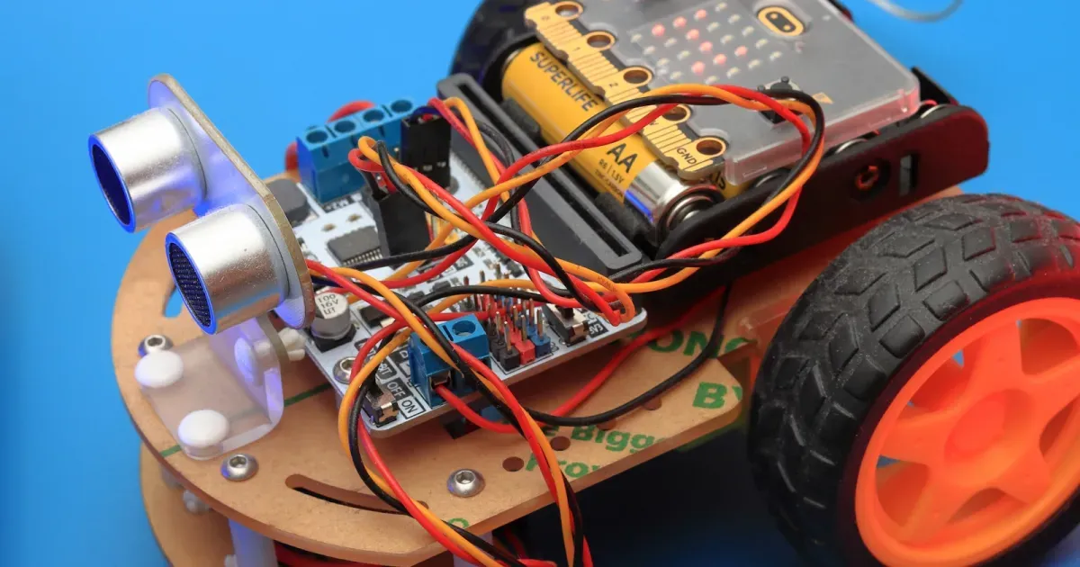 Robotika untuk Pemula: Mobil RC dan Lengan Robot Kontrol Bluetooth